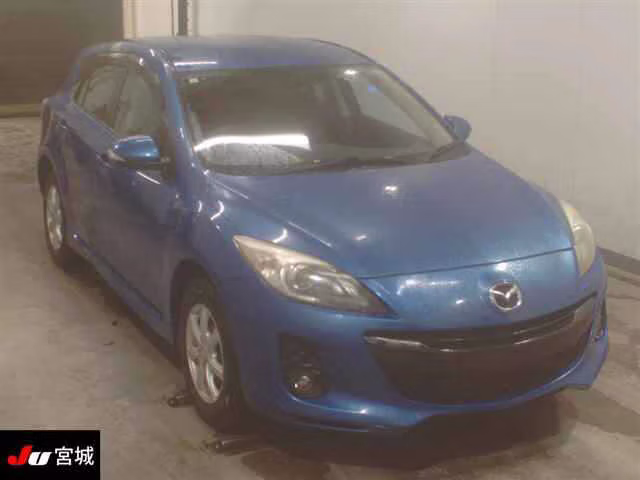 MAZDA AXELA