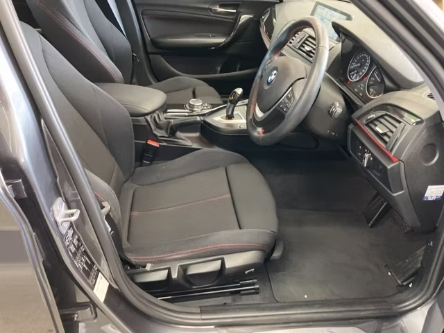 BMW 1-SERIES