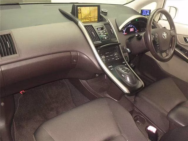 TOYOTA SAI