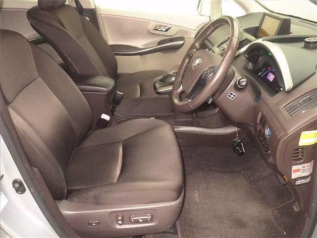 TOYOTA SAI