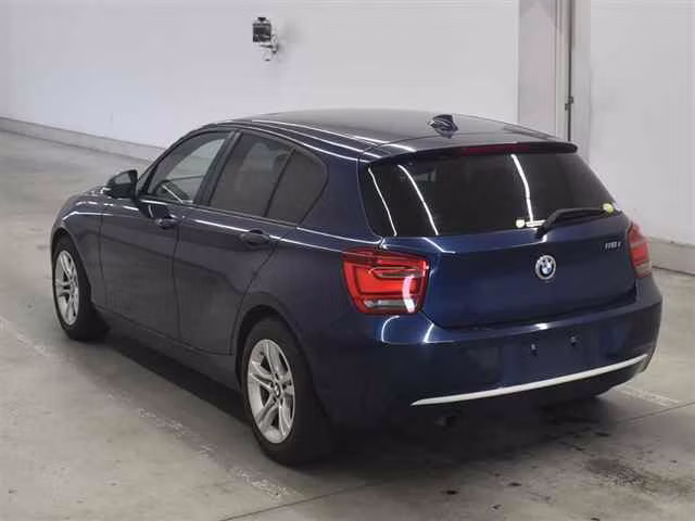 BMW 1-SERIES