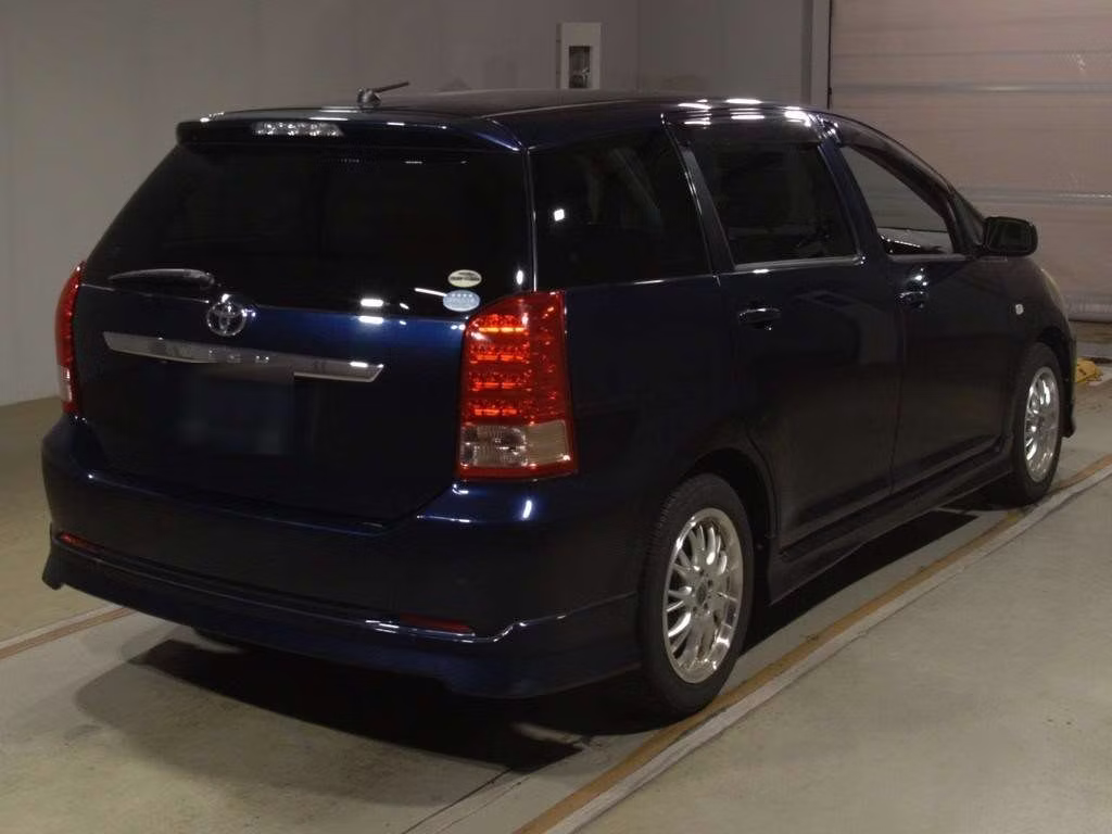 TOYOTA WISH