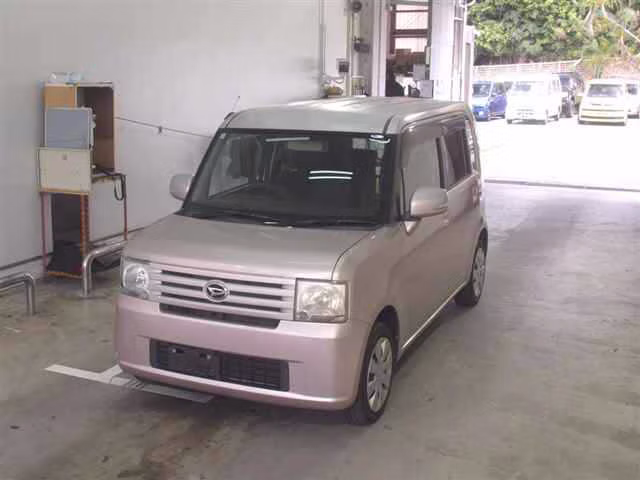 DAIHATSU MOVE CONTE