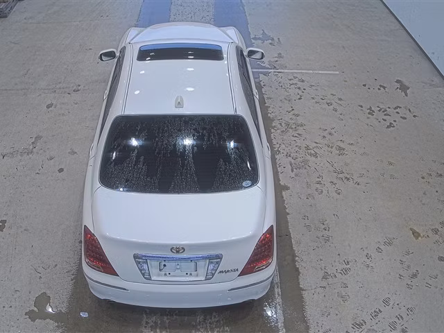 TOYOTA CROWN MAJESTA