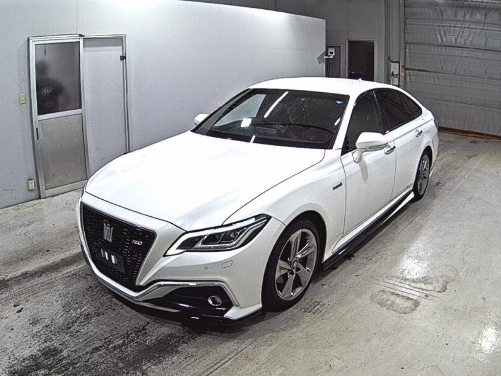 TOYOTA CROWN