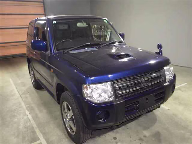 MITSUBISHI PAJERO MINI