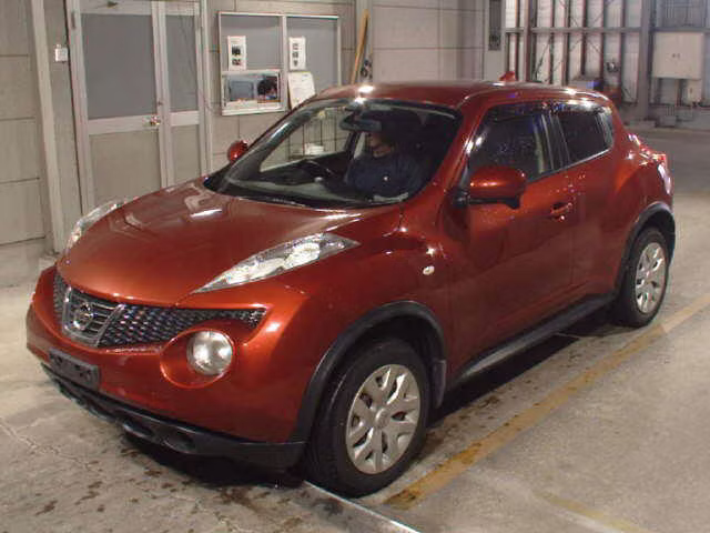 NISSAN JUKE