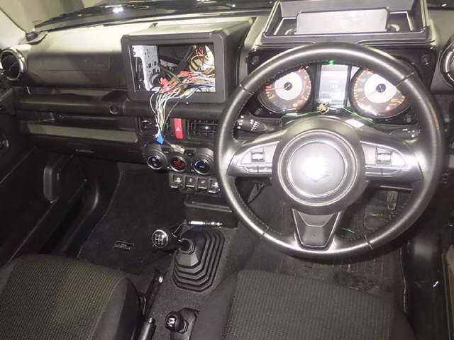 SUZUKI JIMNY SIERRA