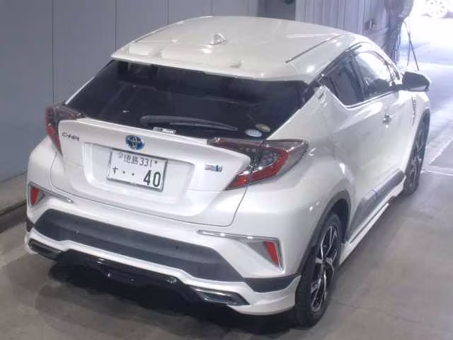 TOYOTA C-HR