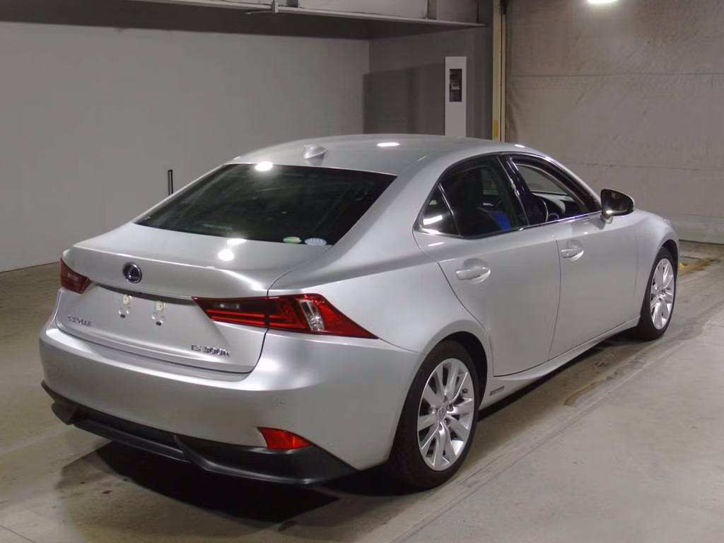 LEXUS IS300H