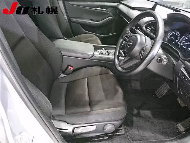 MAZDA MAZDA3