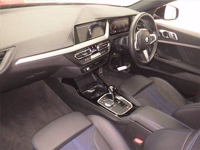 BMW 1-SERIES