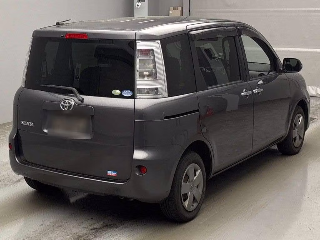 TOYOTA SIENTA