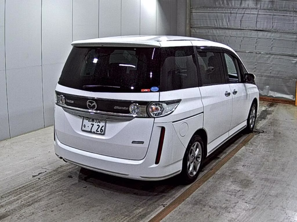 MAZDA BIANTE