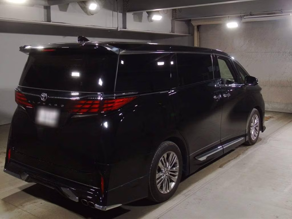TOYOTA ALPHARD