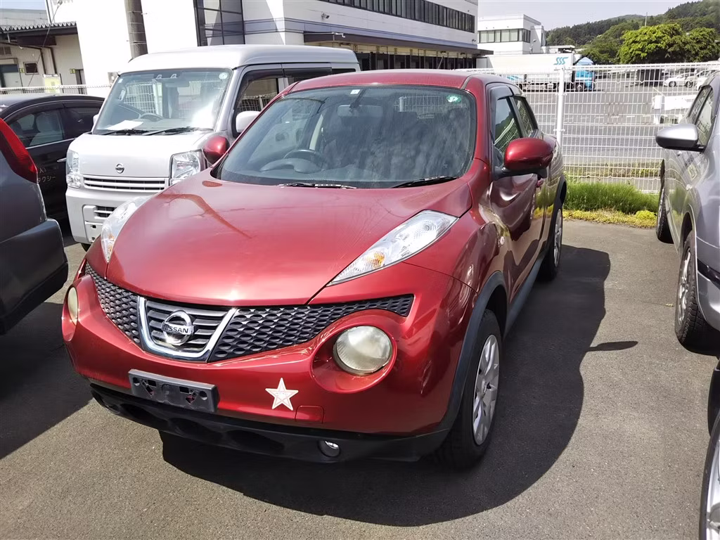 NISSAN JUKE