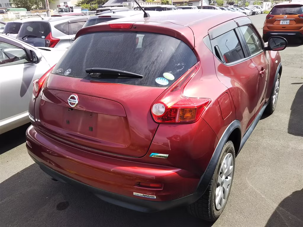 NISSAN JUKE