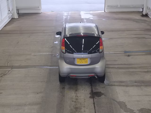MITSUBISHI I