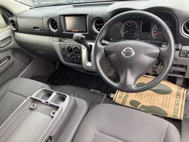 NISSAN NV350 CARAVAN