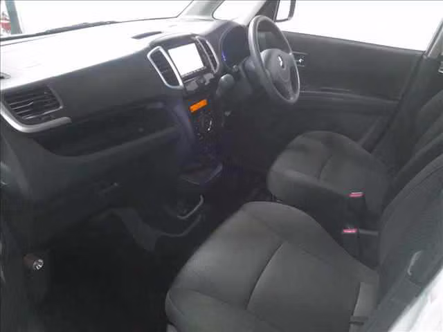 MITSUBISHI DELICA D:2