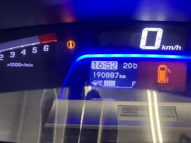 HONDA FREED SPIKE