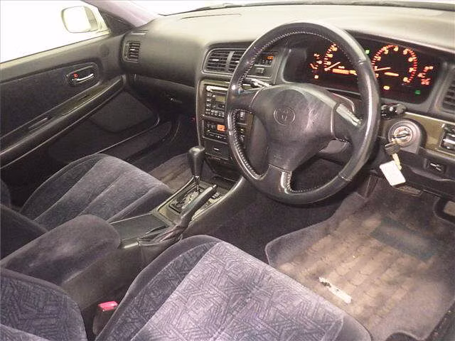 TOYOTA MARK II
