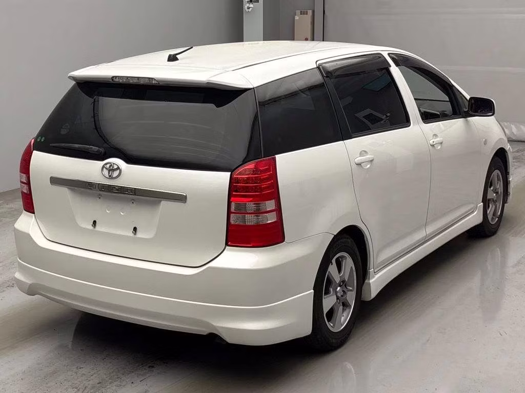TOYOTA WISH