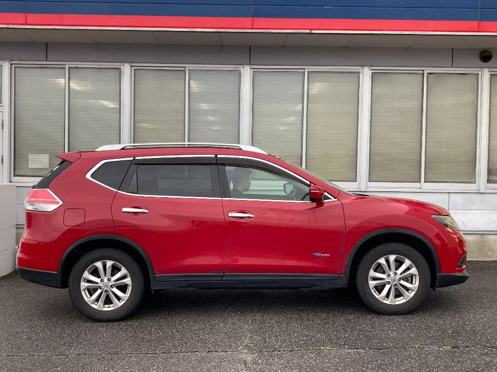 NISSAN X-TRAIL