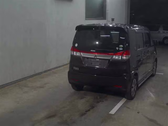 MITSUBISHI DELICA D:2