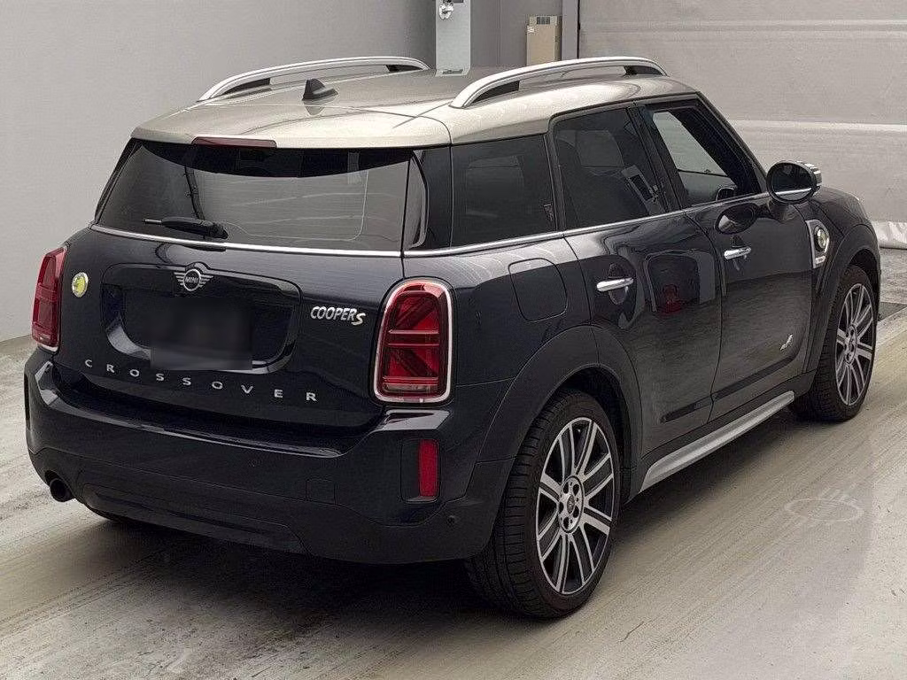 MINI CROSSOVER