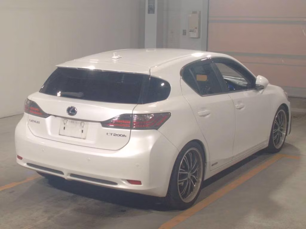 LEXUS CT200H