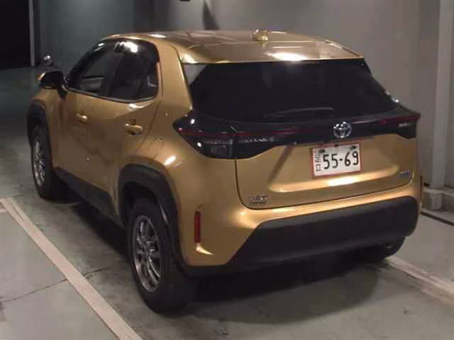 TOYOTA YARIS CROSS