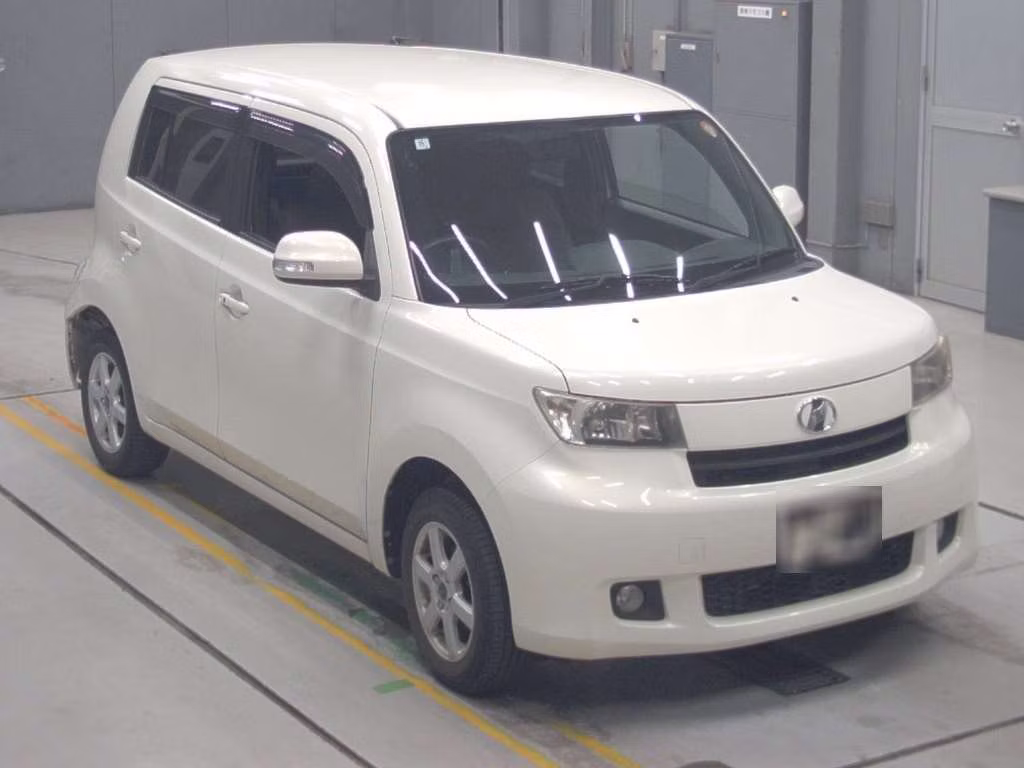 TOYOTA BB