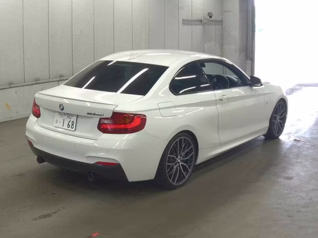 BMW 2-SERIES