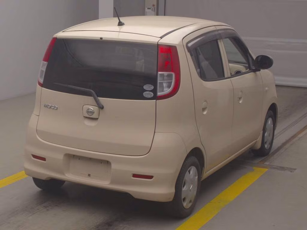 NISSAN MOCO