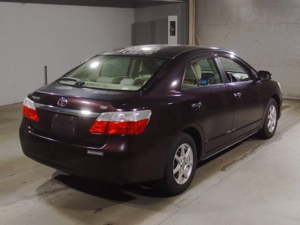 TOYOTA PREMIO
