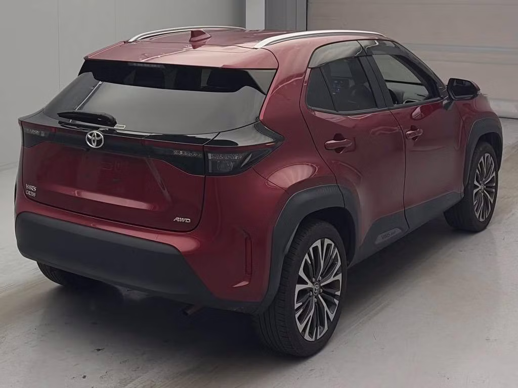 TOYOTA YARIS CROSS