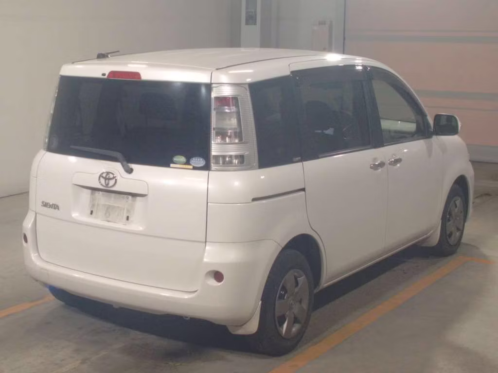 TOYOTA SIENTA