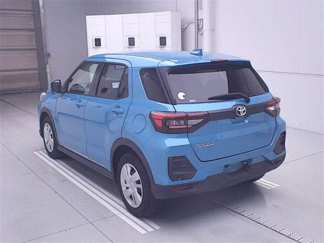 TOYOTA RAIZE