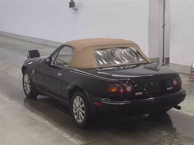 MAZDA ROADSTER