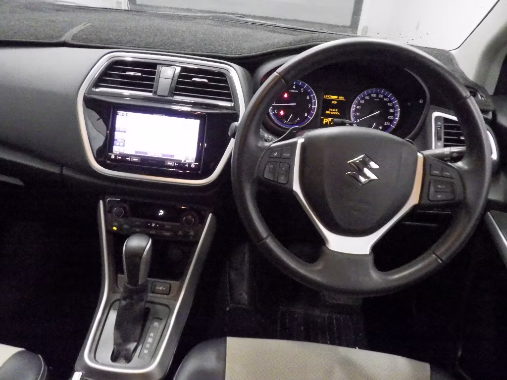 SUZUKI SX4