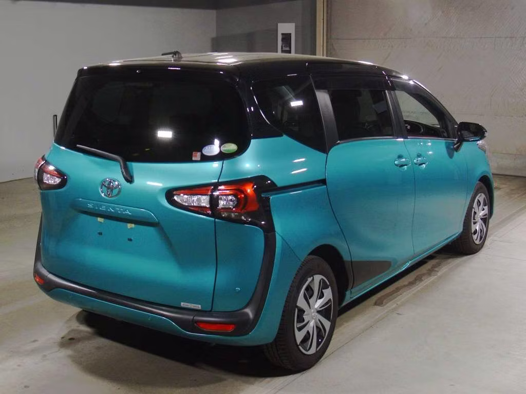 TOYOTA SIENTA