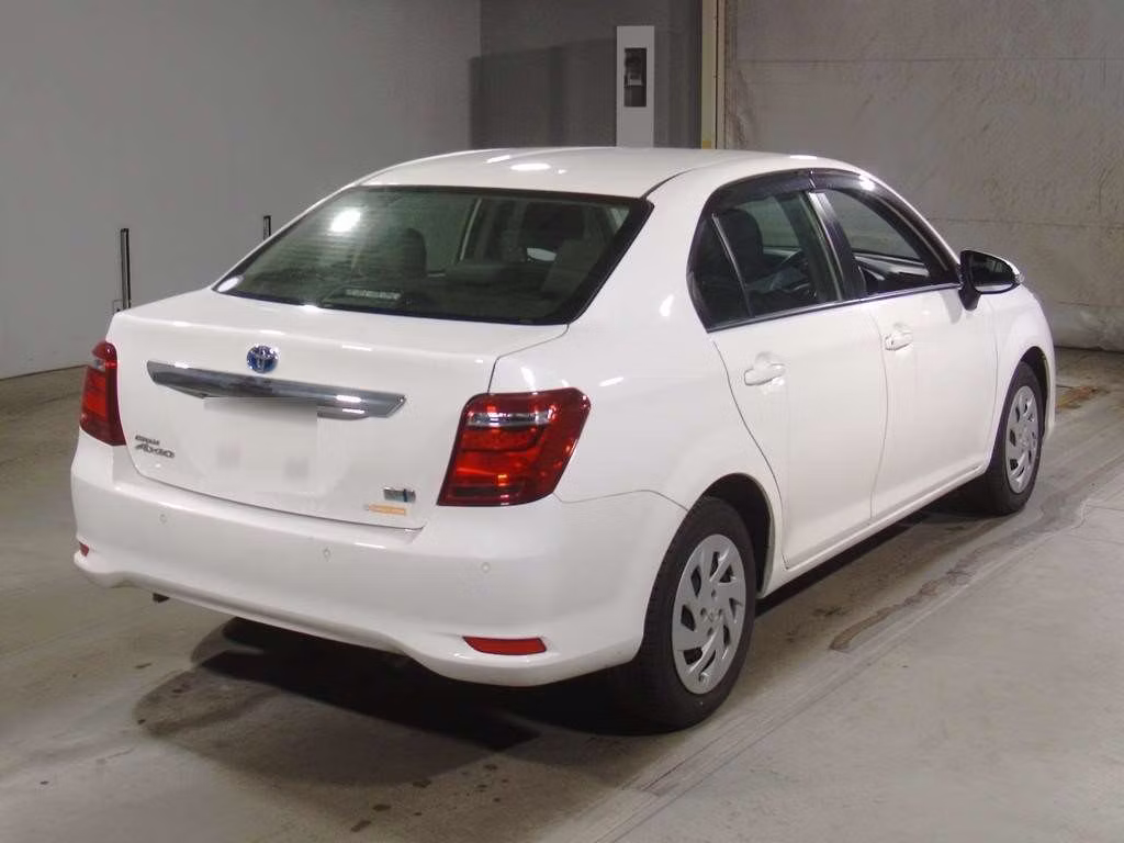 TOYOTA COROLLA AXIO