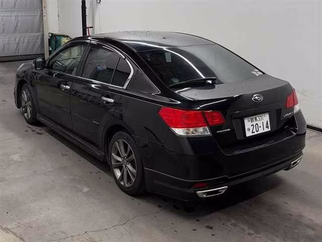 SUBARU LEGACY B4