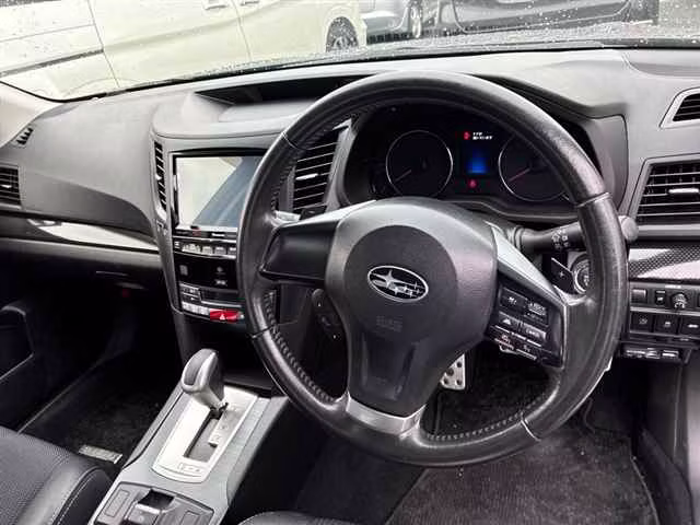 SUBARU LEGACY B4