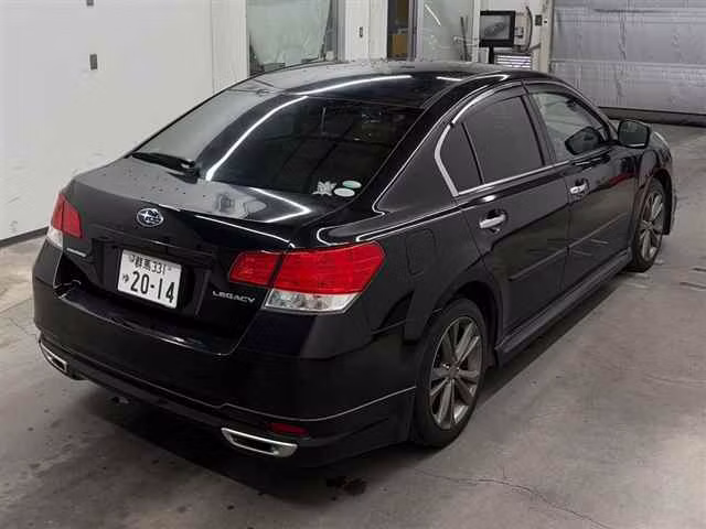 SUBARU LEGACY B4