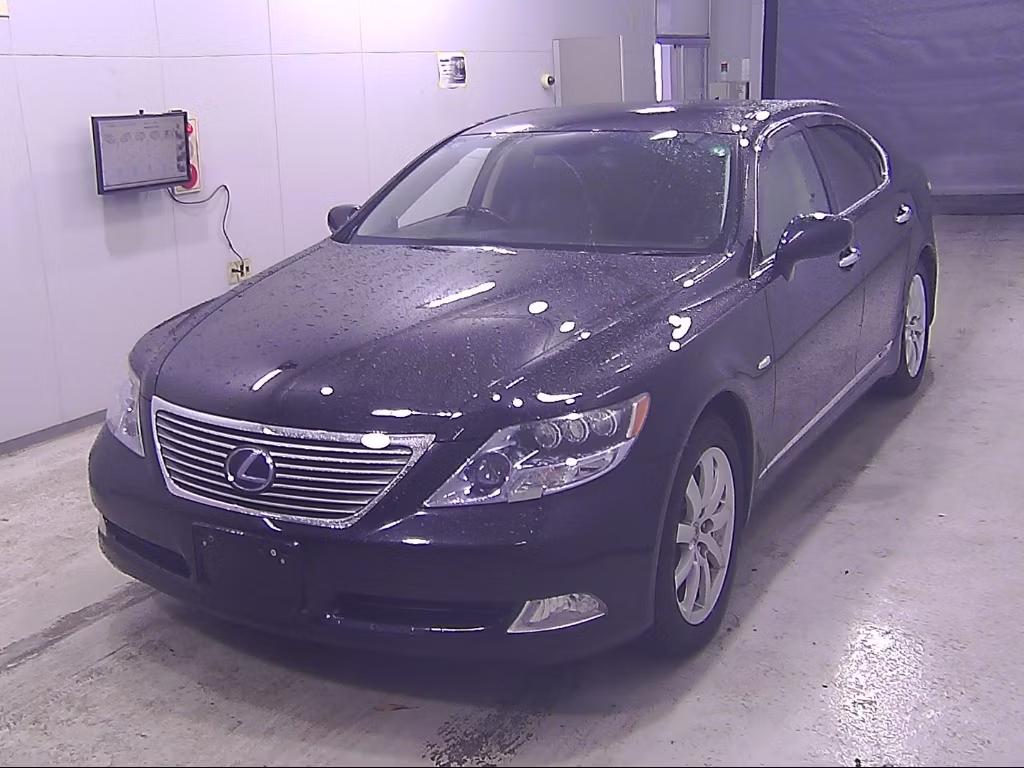 LEXUS LS600H