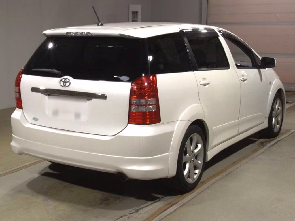 TOYOTA WISH