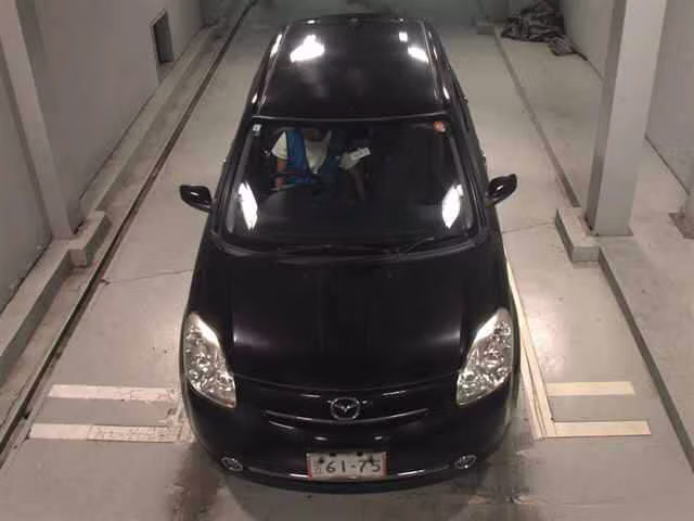 MAZDA VERISA
