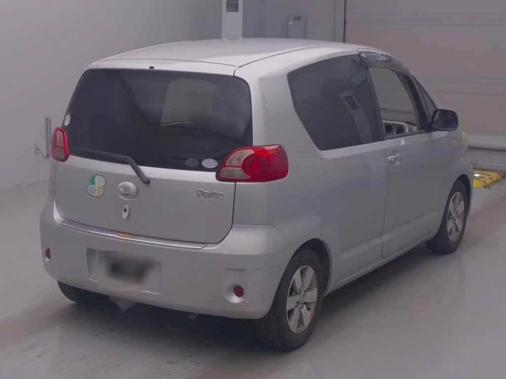 TOYOTA PORTE